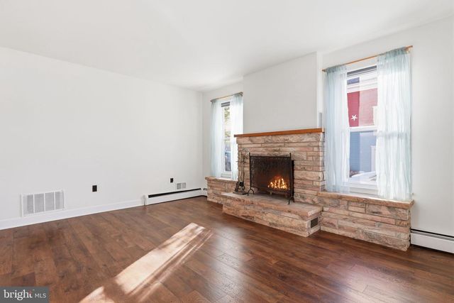 67 COLUMBIA AVE, Hopewell, NJ 08525