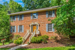 101 Byrnwood Drive, Jamestown, NC 27282
