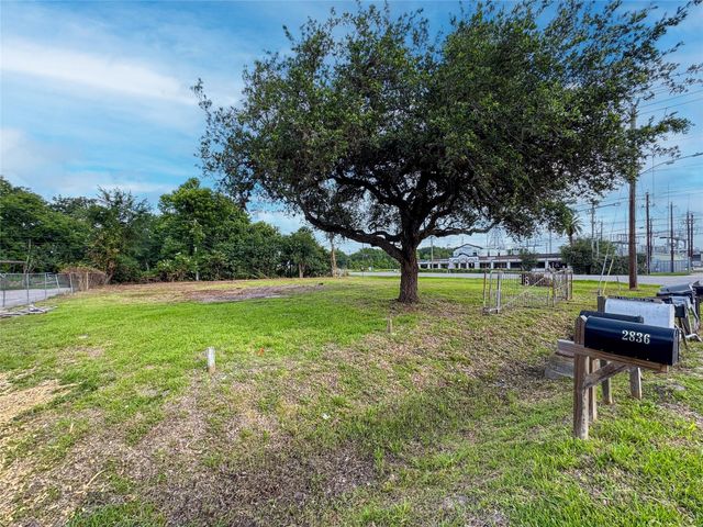 W Broadway Fm 518, Pearland, TX 77584