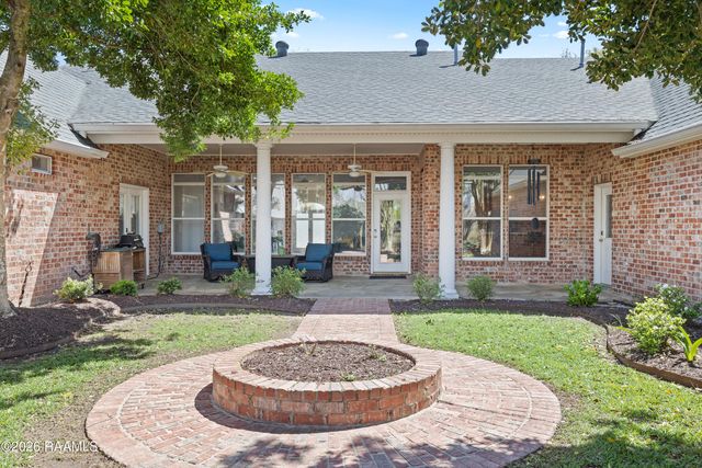 200 Westfield Drive, Lafayette, LA 70503