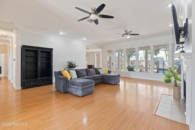 200 Westfield Drive, Lafayette, LA 70503