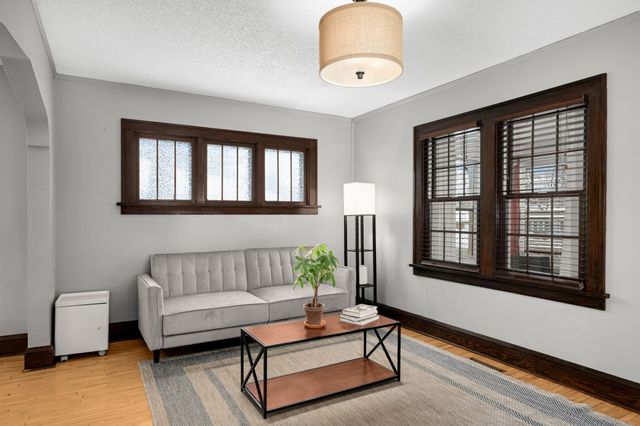 10822 Xerxes Avenue S, Bloomington, MN 55431