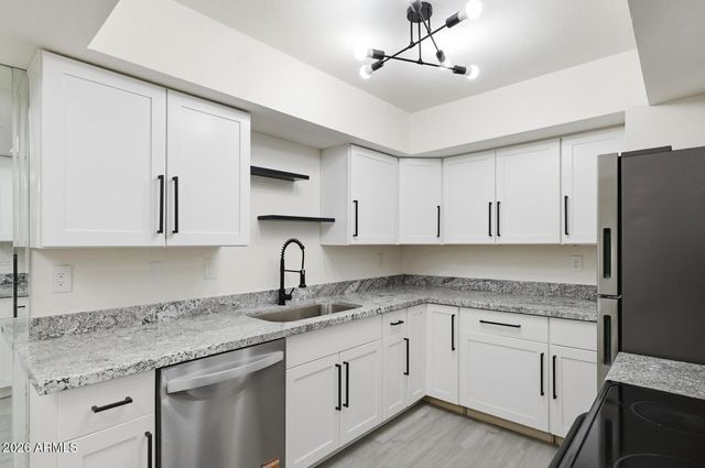 4444 E PARADISE VILLAGE Parkway N 251, Phoenix, AZ 85032