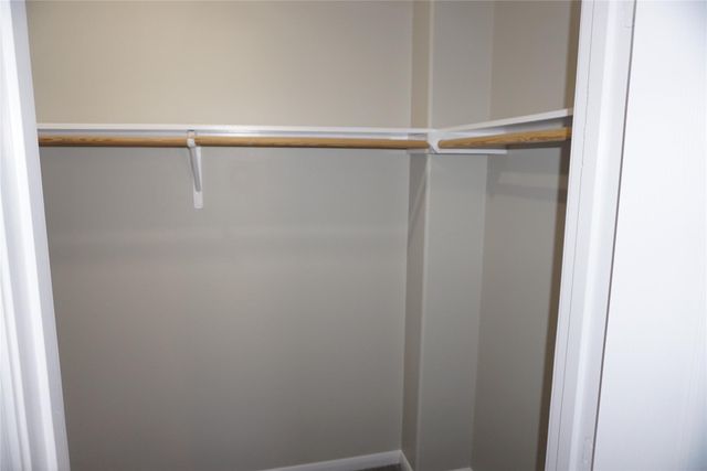 10832 Royal Forest Drive, Conroe, TX 77303