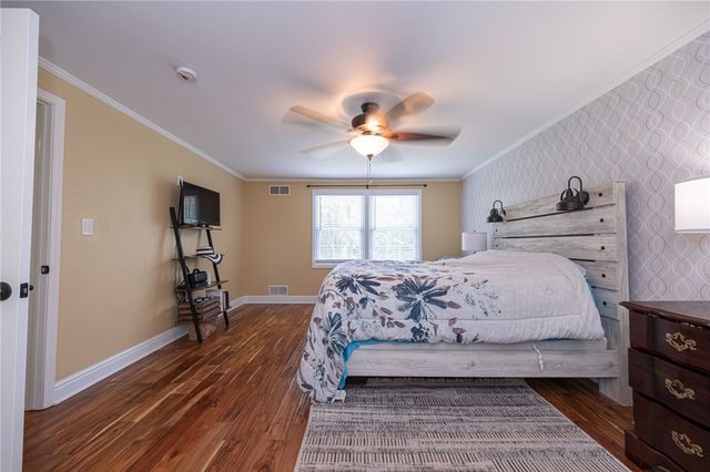 1072 Renton Rd, Plum Boro, PA 15239