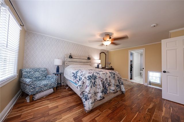 1072 Renton Rd, Plum Boro, PA 15239