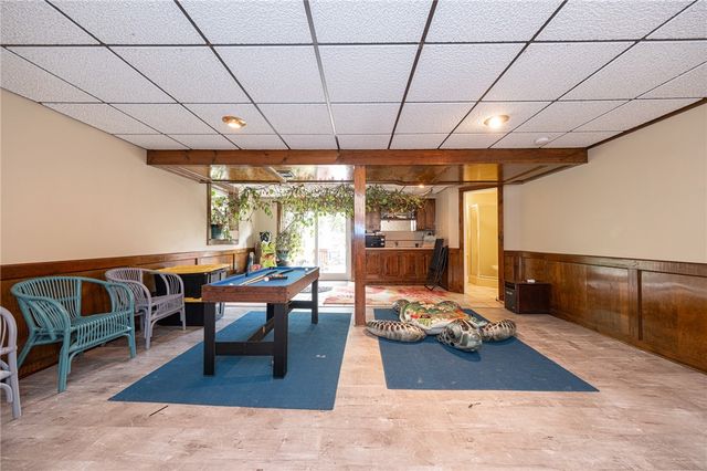 1072 Renton Rd, Plum Boro, PA 15239