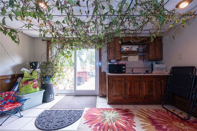 1072 Renton Rd, Plum Boro, PA 15239