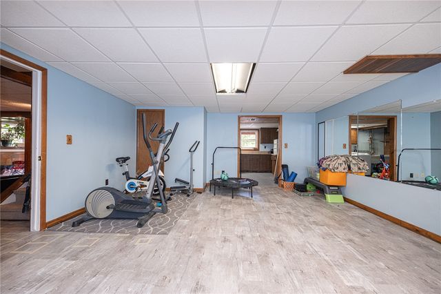 1072 Renton Rd, Plum Boro, PA 15239