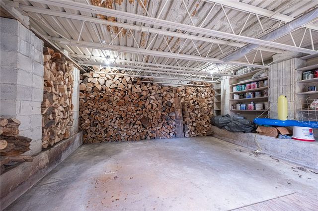 1072 Renton Rd, Plum Boro, PA 15239