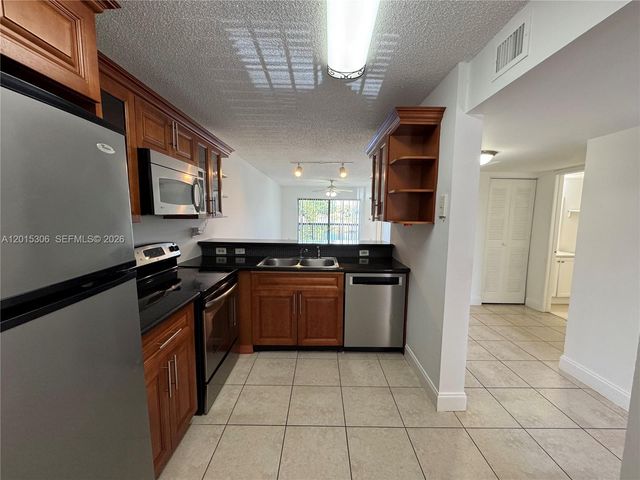 9893 Nob Hill Ln 9893, Sunrise, FL 33351