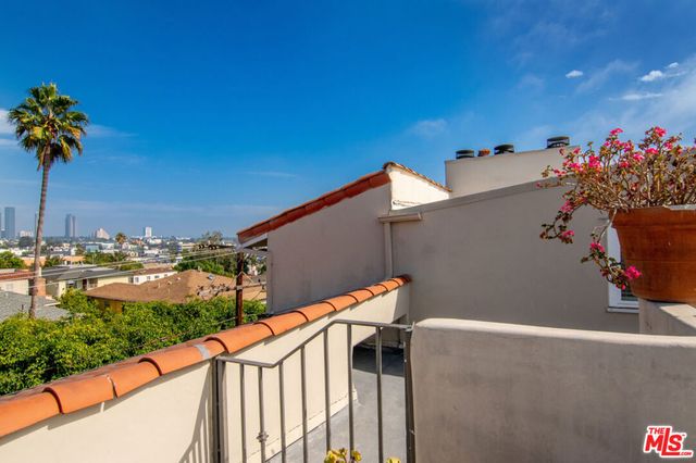 1650 Veteran Avenue 306, Los Angeles, CA 90024
