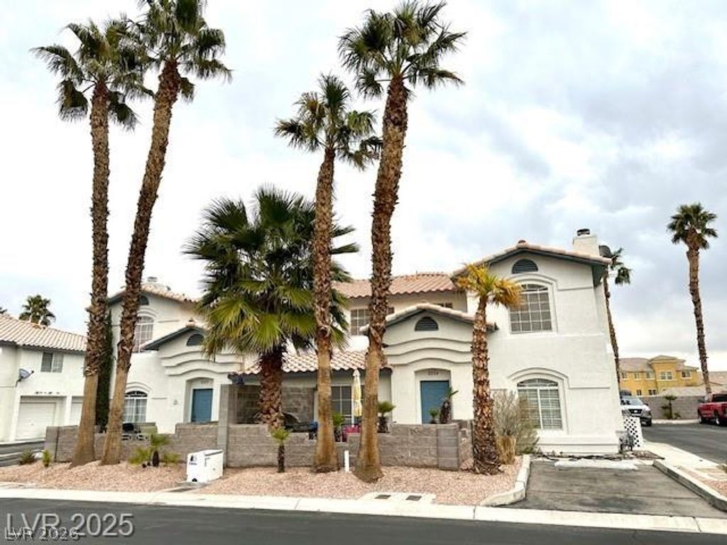 8205 Dream Star Court, Las Vegas, NV 89145