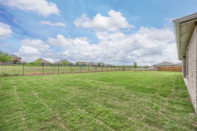 319 Colony Way, Fate, TX 75189