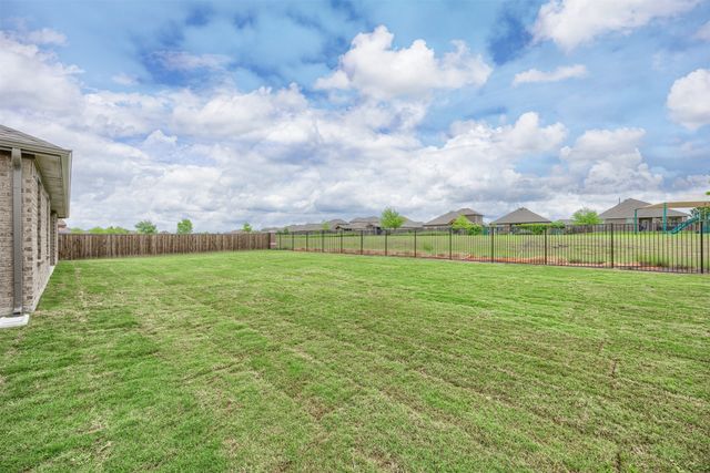 319 Colony Way, Fate, TX 75189