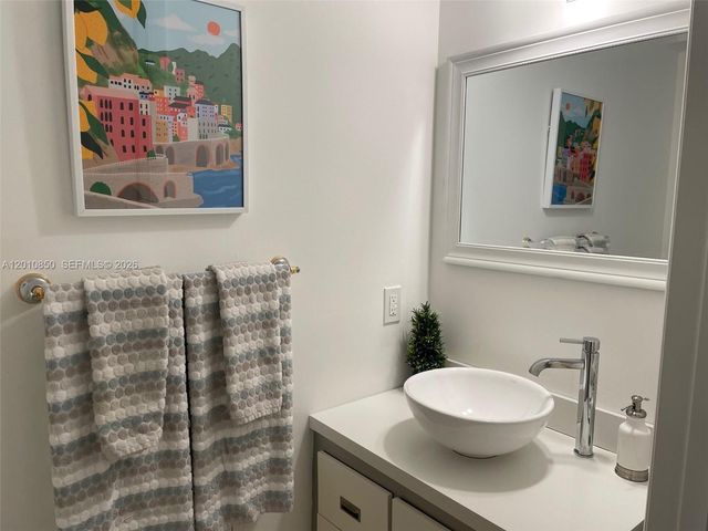 18671 Collins Ave 202, Sunny Isles Beach, FL 33160