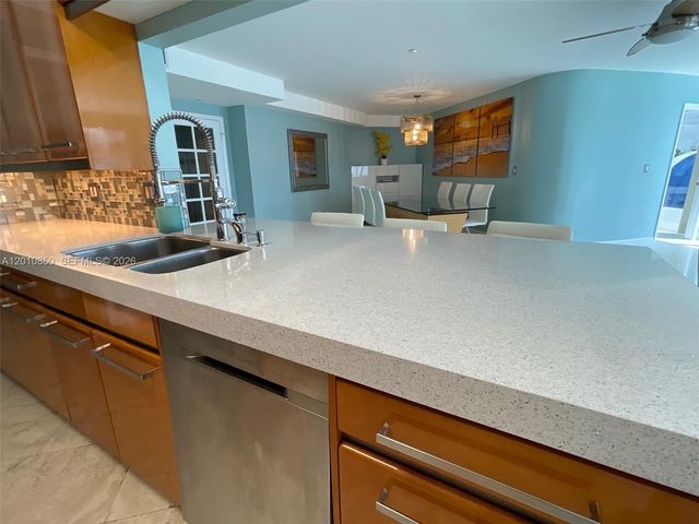 18671 Collins Ave 202, Sunny Isles Beach, FL 33160