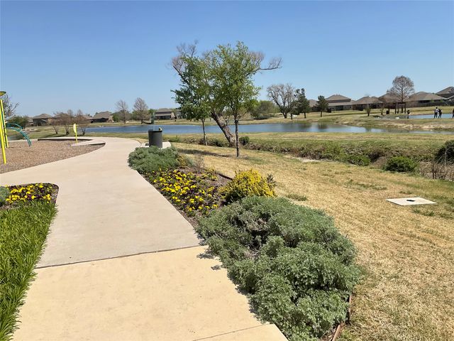 13212 Ridings Drive, Fort Worth, TX 76052