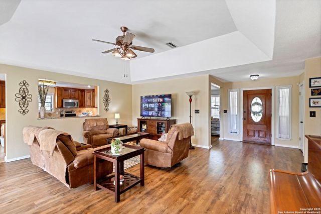 151 Flora, New Braunfels, TX 78130