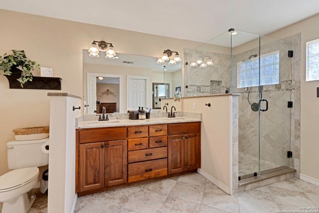151 Flora, New Braunfels, TX 78130
