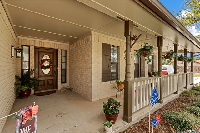 151 Flora, New Braunfels, TX 78130