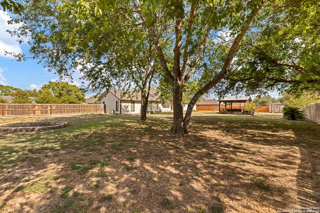 151 Flora, New Braunfels, TX 78130