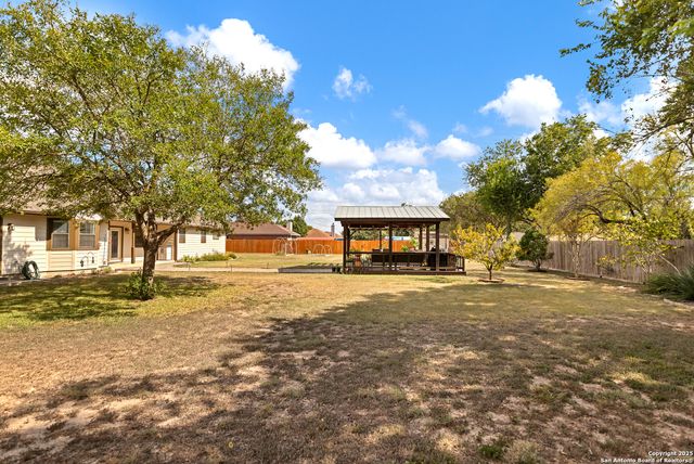 151 Flora, New Braunfels, TX 78130