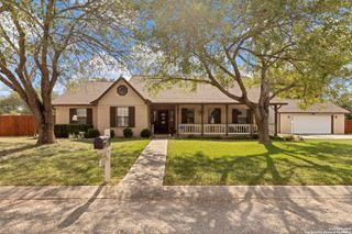 151 Flora, New Braunfels, TX 78130