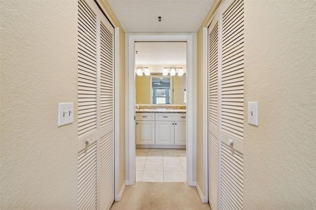 6707 STONE RIVER ROAD 101, Bradenton, FL 34203