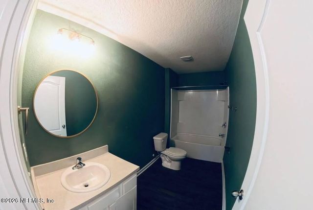 8454 CAPE FOX Drive, Jacksonville, FL 32222