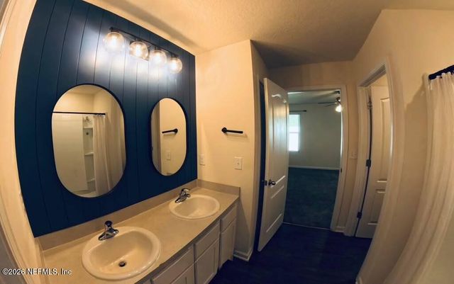 8454 CAPE FOX Drive, Jacksonville, FL 32222