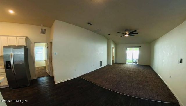 8454 CAPE FOX Drive, Jacksonville, FL 32222
