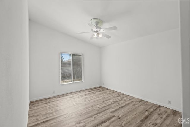 0 717 Iris St., Bakersfield, CA 93308