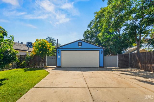 0 717 Iris St., Bakersfield, CA 93308