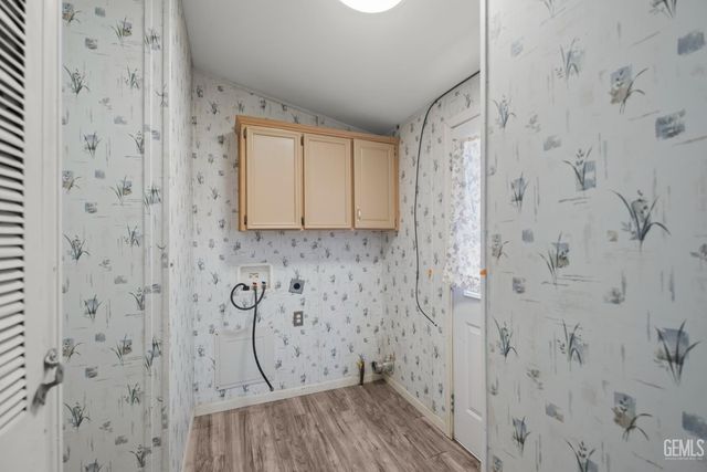 0 717 Iris St., Bakersfield, CA 93308