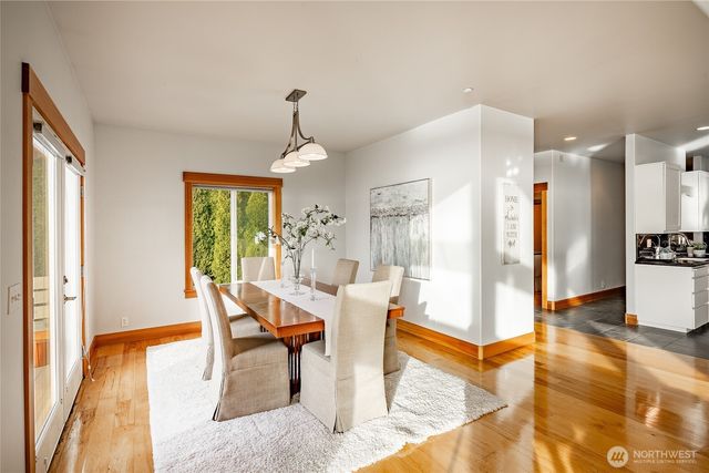 2176 Montfort Avenue, Blaine, WA 98230