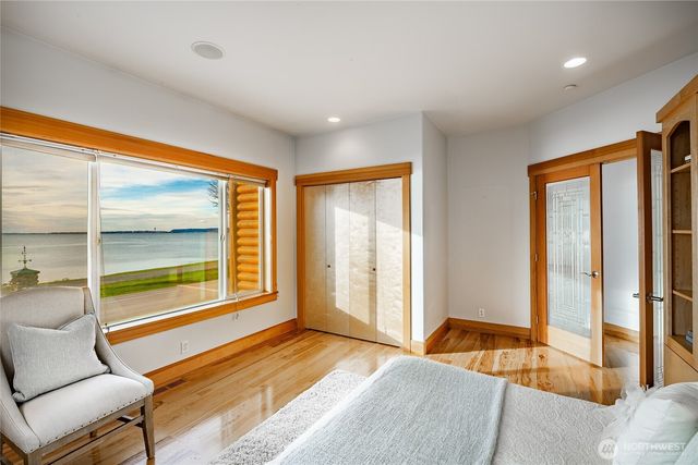 2176 Montfort Avenue, Blaine, WA 98230