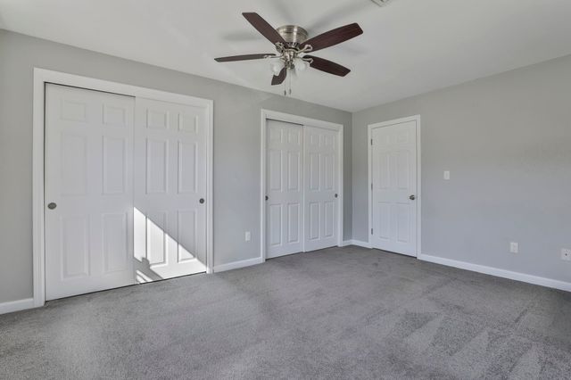 518 Fox Hollow Way, Manchester, NH 03104