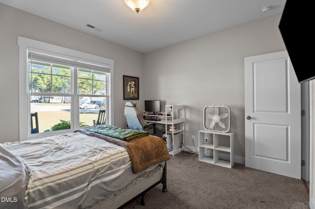 255 Ravens Row Drive, Benson, NC 27504