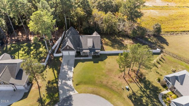 255 Ravens Row Drive, Benson, NC 27504