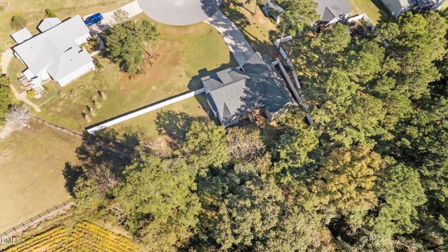 255 Ravens Row Drive, Benson, NC 27504