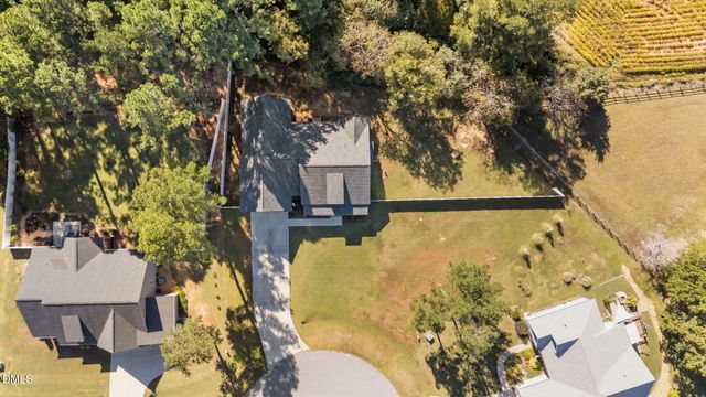 255 Ravens Row Drive, Benson, NC 27504