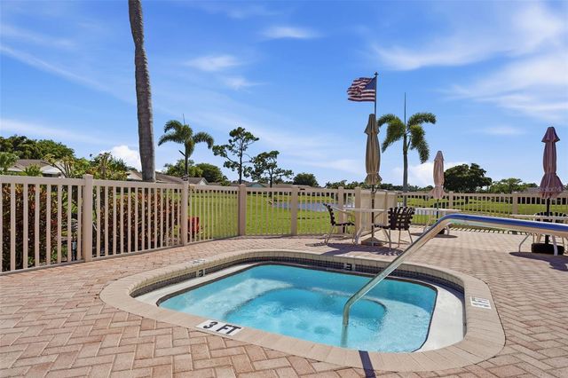6132 29TH AVENUE W 6132, Bradenton, FL 34209