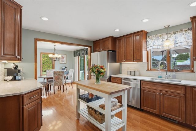 99 Highland View Drive, Sutton, MA 01590