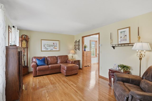 99 Highland View Drive, Sutton, MA 01590