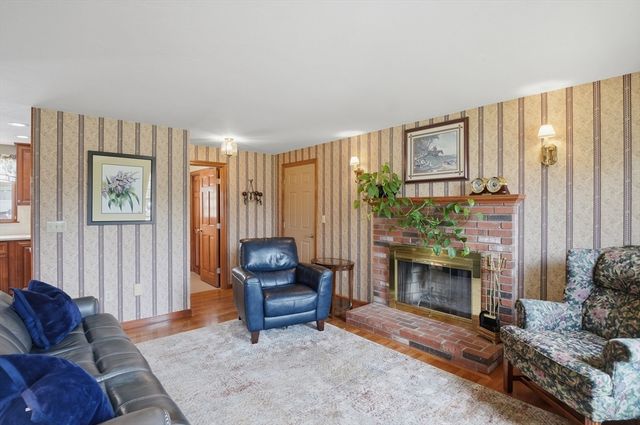 99 Highland View Drive, Sutton, MA 01590