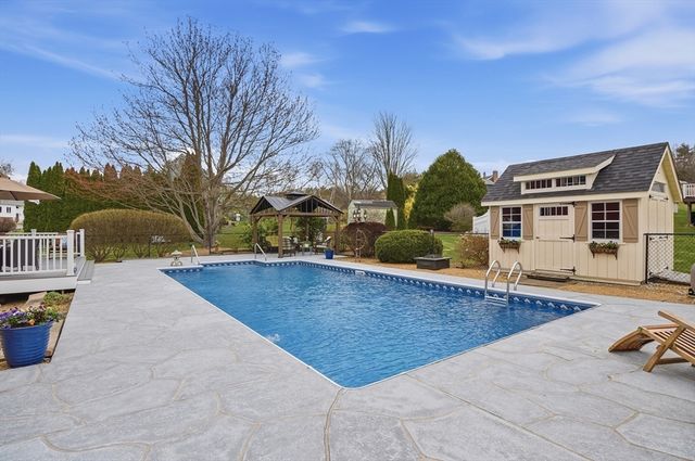 99 Highland View Drive, Sutton, MA 01590
