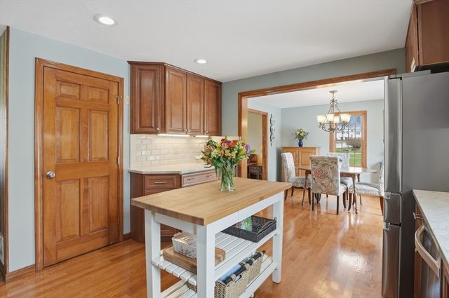 99 Highland View Drive, Sutton, MA 01590