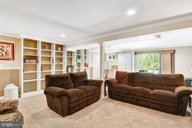 6600 KENSAL CT, Springfield, VA 22152