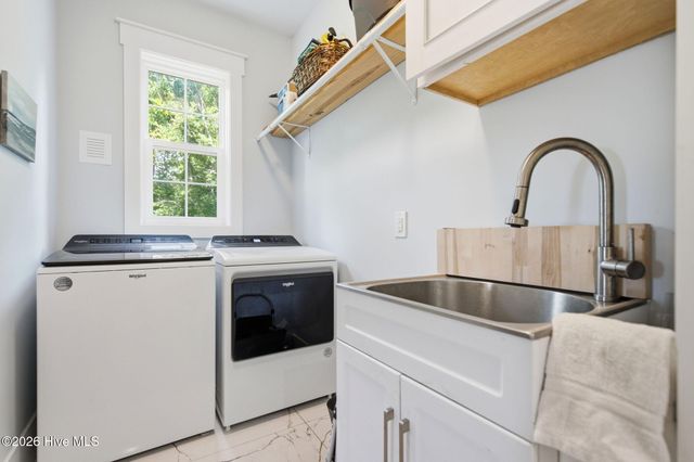 2659 Seashore Road SW, Supply, NC 28462